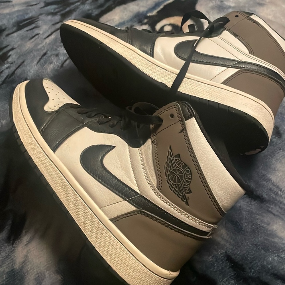 Jordan 1 Mocha REPS